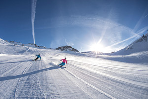 Ośrodek narciarski Mölltaler Gletscher otwiera sezon narciarski! / TMR